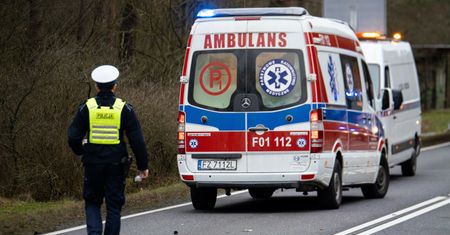 Tragedia na drodze. Nie żyją trzy osoby, w tym dziecko