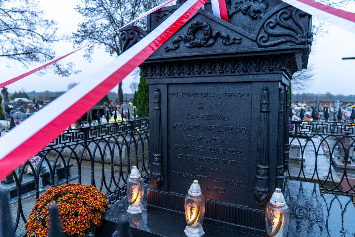 Golina: Odsłonili odrestaurowany pomnik narodowego bohatera