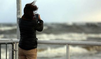 Koszalin: Ostrzeżenie I stopnia dla miasta i regionu przed silnym wiatrem