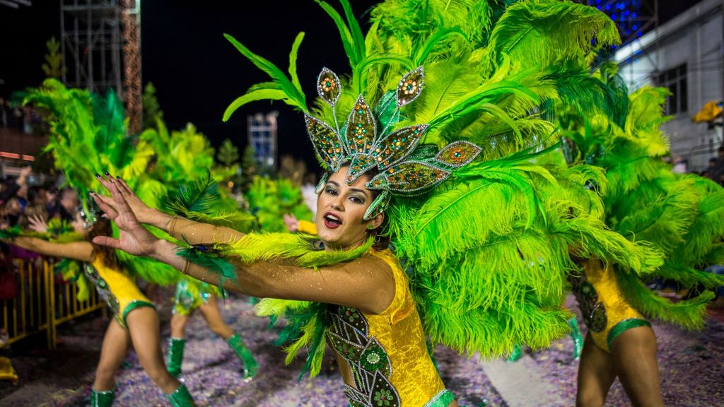 Karnawał na Maderze w niczym nie ustępuje temu w Rio de Janeiro