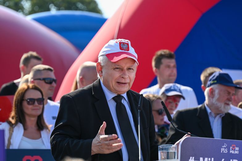 Kaczyński skomentował poziom płac w Polsce. Czy miał rację?