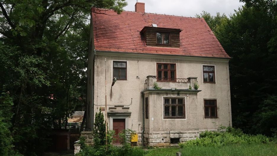 W budynku po komisariacie nr 5 w Wałbrzychu powstanie Biuro Obsługi Klienta MZB