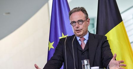 Zamrożone aktywa Rosji i nagła wolta Belgii. Znamy kulisy rozmów [TYLKO W MONEY.PL]