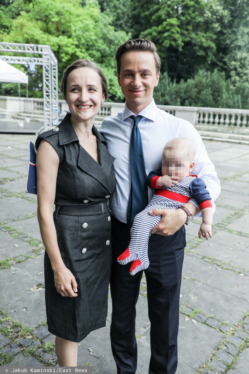 Krzysztof Bosak i Karina Bosak z synem Maksymilianem