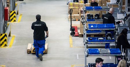 "Drugie z rzędu duże rozczarowanie". Dane z przemysłu negatywnie zaskoczyły