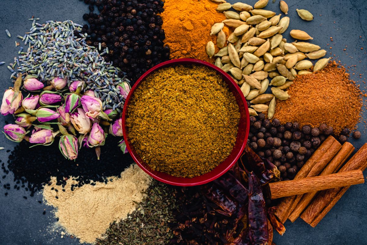 Marokańska mieszanka nie tylko poprawia walory kulinarne potraw, ale również dostarcza potężnej porcji cennych składników odżywczych 