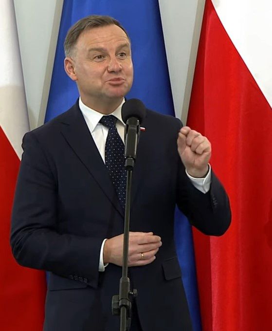 Wojtek Sawicki krytykuje Andrzeja Dudę