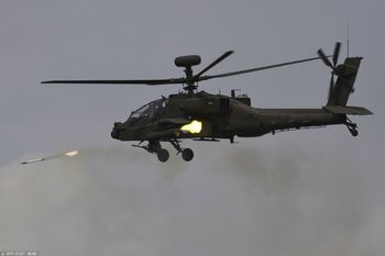 Boeing ogłosił dostawę śmigłowców szturmowych Apache dla Polski