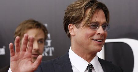 Kardashian składuje swój odessany tłuszcz (!), Swift lubi tylko ładnych ludzi, a Brad Pitt... "maluje wszędzie małe kupy"!