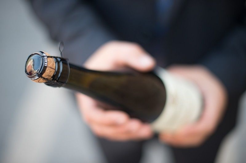 butelka wina musującego szampana alkohol