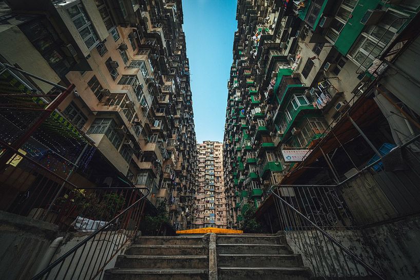 Wieżowce w Hong Kongu i zachwycający świat kolorów, faktur i symetrii 5