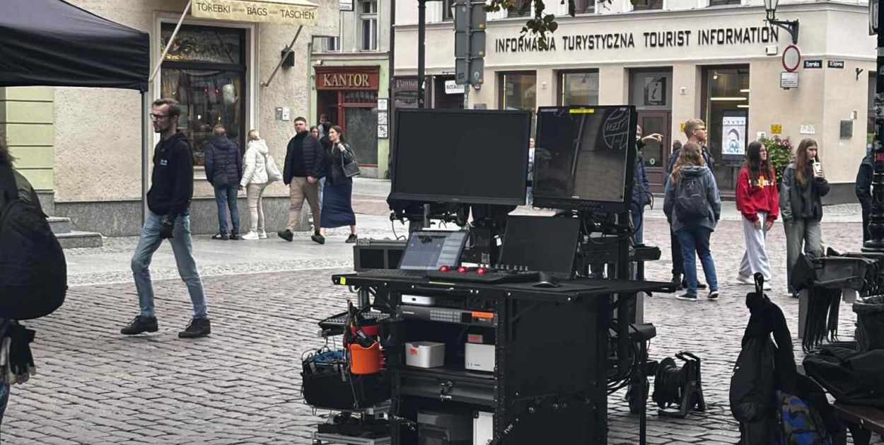 Toruń: Filmowcy na starówce. Kręcili drugą część komedii romantycznej