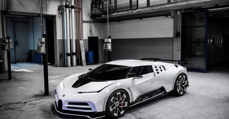 Bugatti Centodieci w całej okazałości. Jest mocniejsze niż Chiron