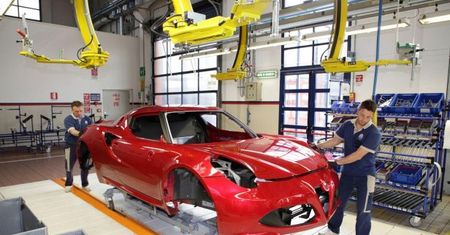 Jak rodzi się Alfa Romeo 4C? [wideo]