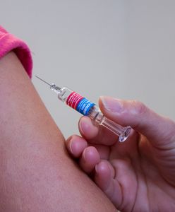 Mandat za brak szczepienia u dzieci. Resort Zdrowia bije na alarm