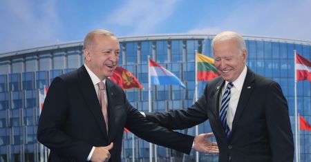 Szczyt NATO w Brukseli. Przełom w relacjach USA-Turcja?