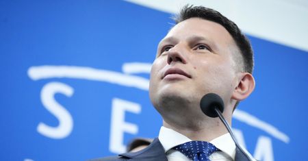 Mentzen zbił fortunę na wywiadach z Nawrockim i Trzaskowskim? "Może zaszumieć w głowie"