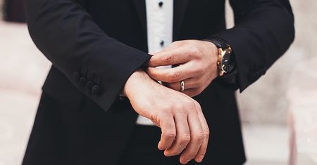 Jak Pan Młody powinien ubrać się na ślub? Garnitur, smoking, dodatki – poradnik