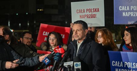 Trzaskowski dał się sprowokować. Tak odpowiedział TV Republika
