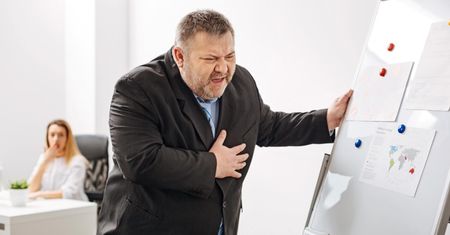 Maska brzuszna zawału serca