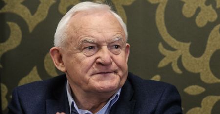 Miller wie, kogo boi się Kaczyński