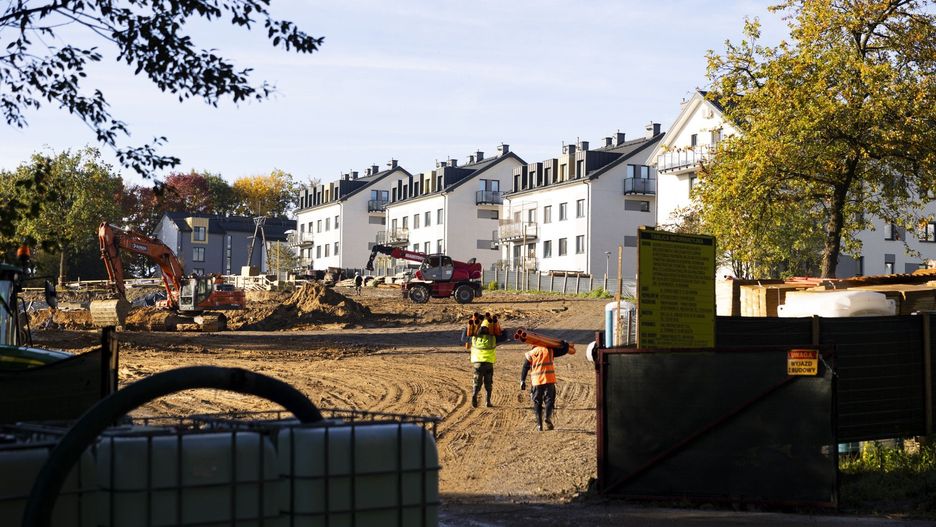 Ulica Starego Dębu na Pasterniku służy lokowaniu nowych inwestycji. Ale czy mieszkańcom?