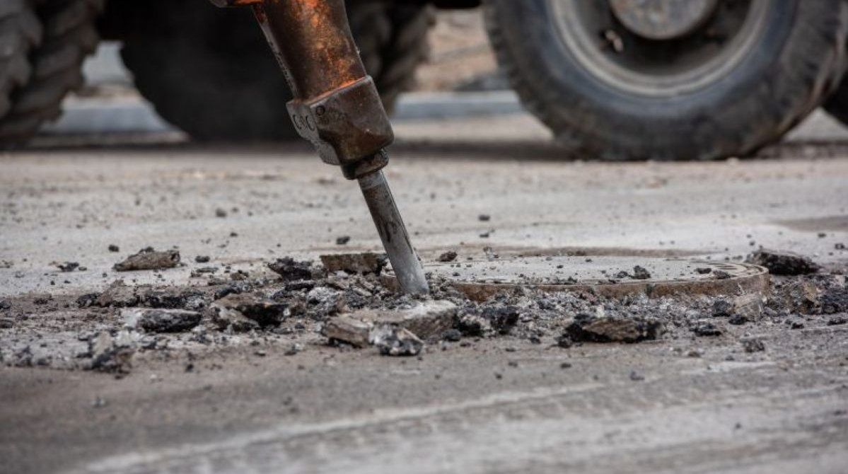 Warszawa: Spore utrudnienia w ruchu na Saskiej Kępie