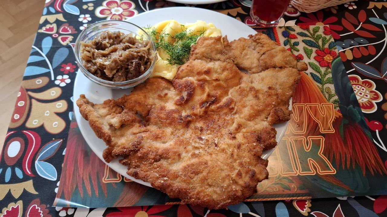 Kotlet schabowy i pieczeń