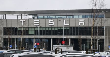 Protesty nic nie dały. Tesla ma zgodę władz na rozbudowę fabryki pod Berlinem