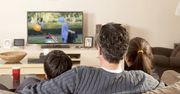 Co dzisiaj telewizja daje fanom kultowych seriali i filmów?