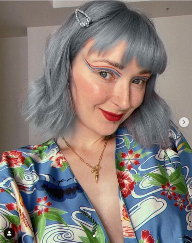 Red Lipstick Monster otwiera się na temat mięśniaka macicy