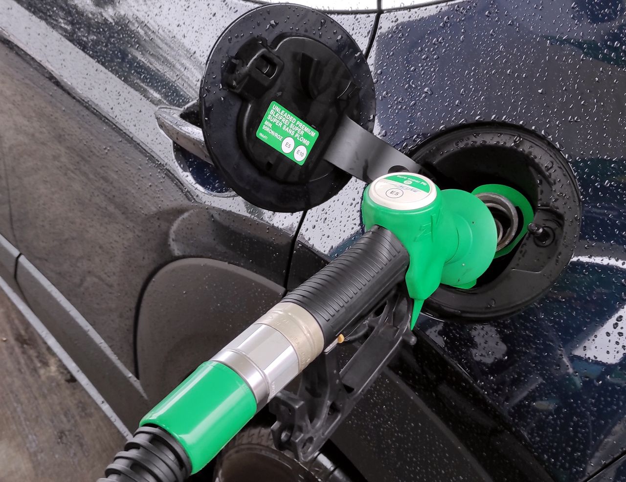 Spalą mniej niż 5 l/100 km. Używane, oszczędne auta dla rodziny