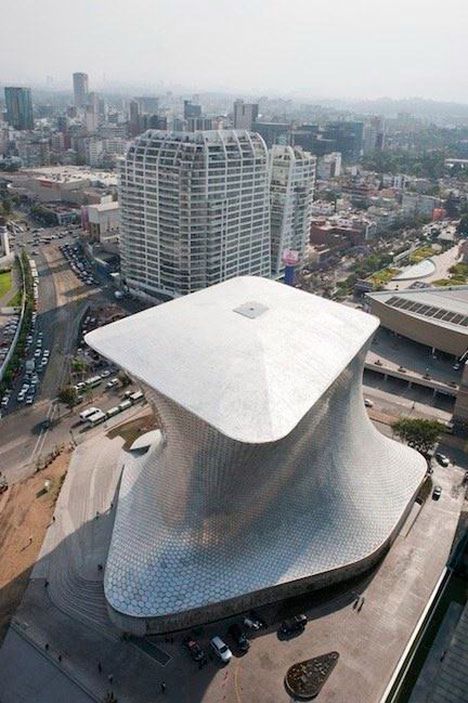 Museo Soumaya - budowla jak z kosmosu 7