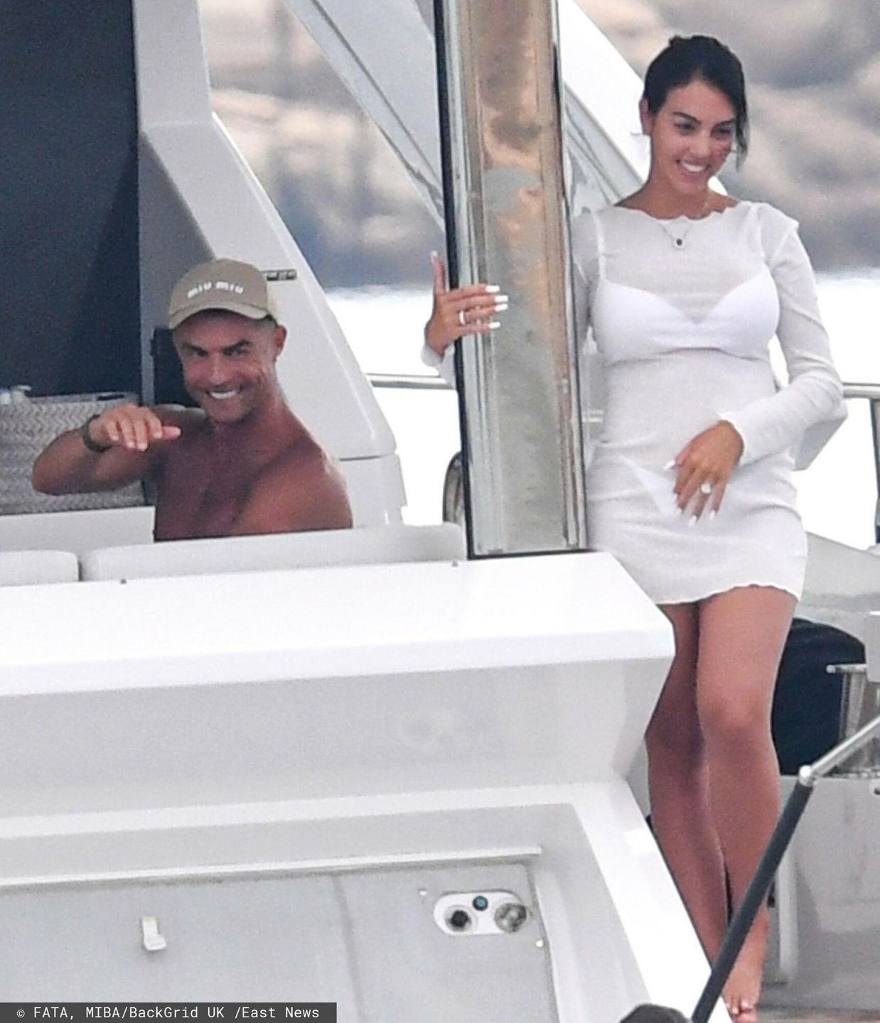 Georgina Rodriguez i Cristiano Ronaldo wypoczywają na rodzinnych wakacjach