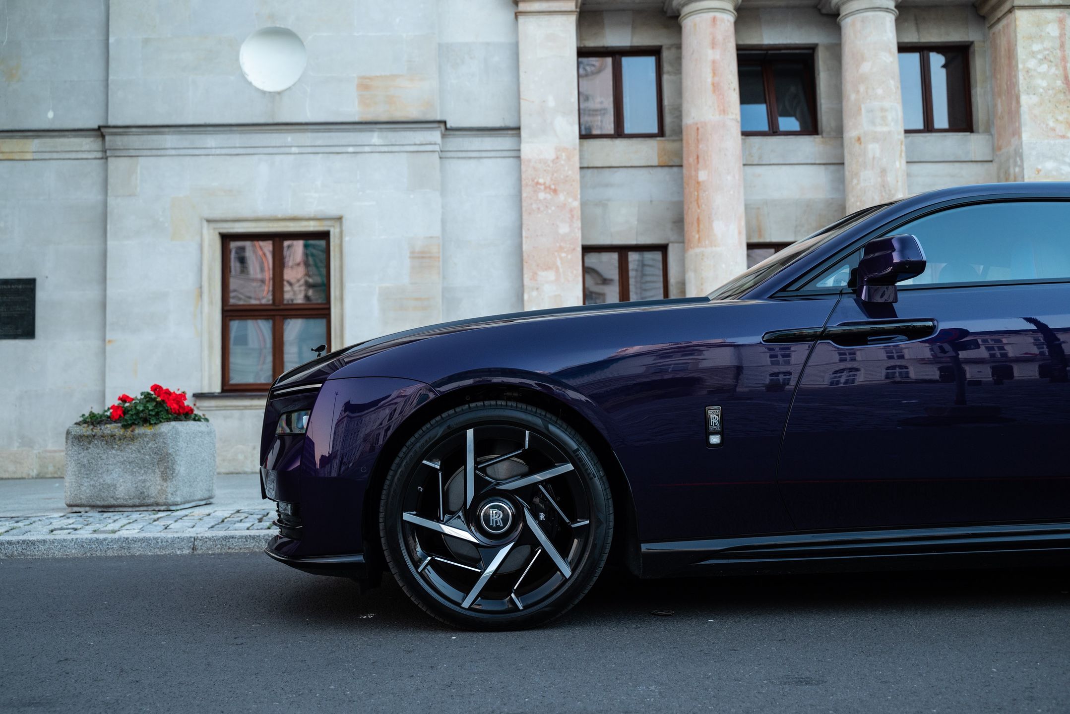 Rolls-Royce Spectre Black Badge