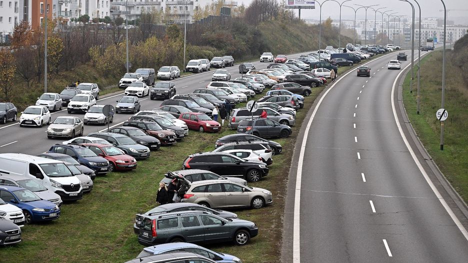 Zmiany w ruchu wokół gdańskich cmentarzy na Wszystkich Świętych