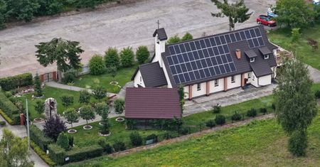 Zabójstwo pod Grójcem. Zatrzymano proboszcza. Trwa przeszukanie plebanii