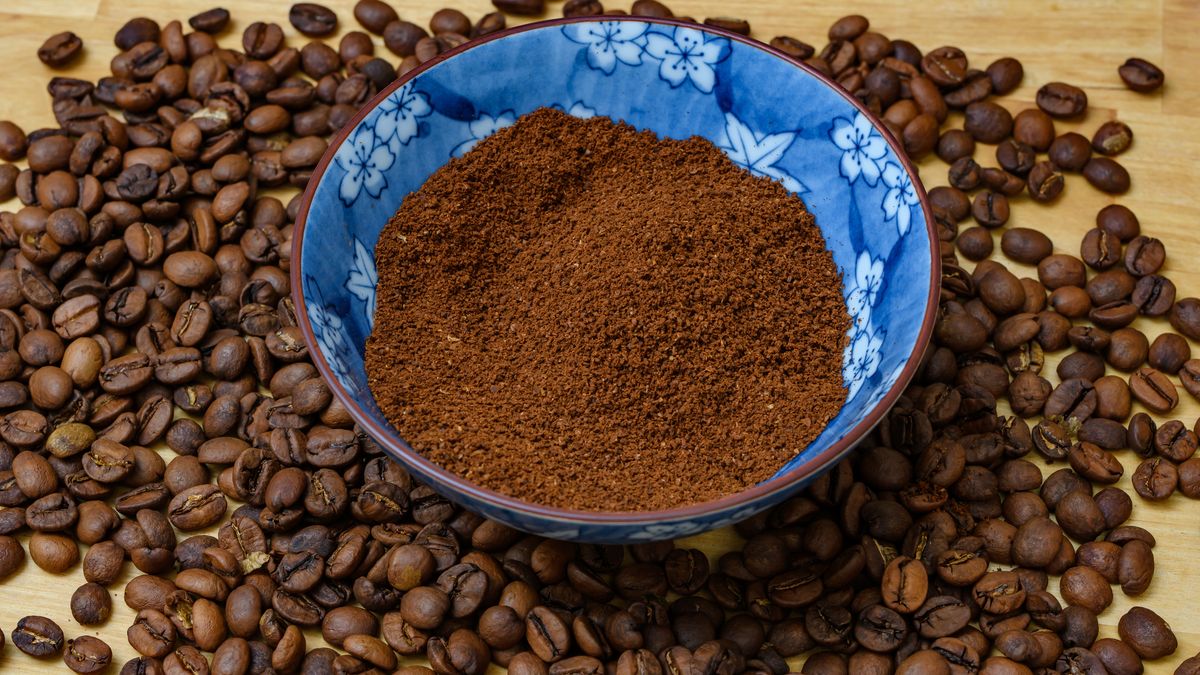 Prosty sposób na uratowanie zwietrzałej kawy