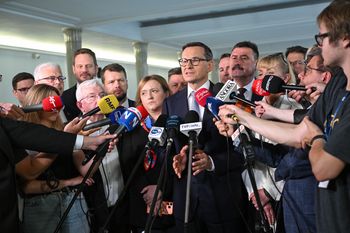 Nowy "klub milionerów" przy Morawieckim? Trzech polityków z majątkiem ponad 150 mln zł