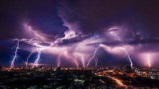 Burza w Łodzi. Alert o upałach nadal obowiązuje