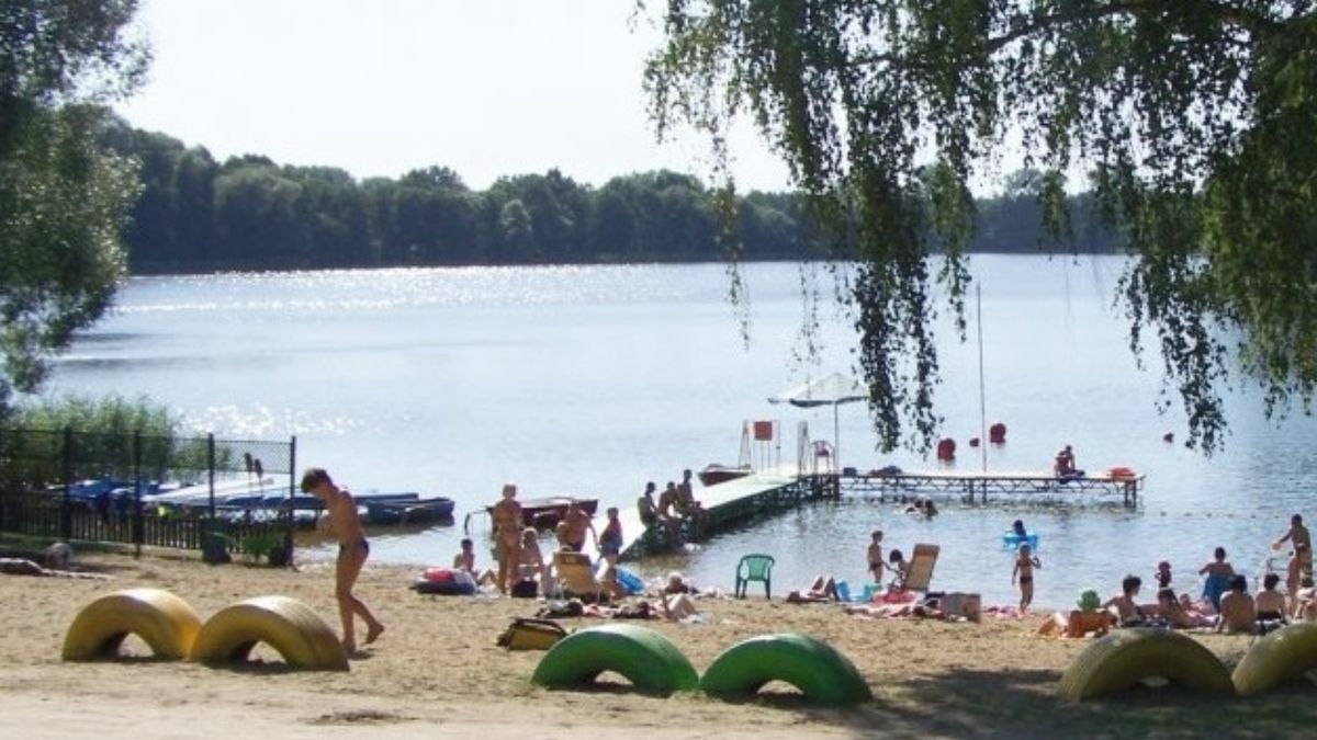 Wypoczynek nad wodą w Borzątwi w gminie Mieleszyn zakończył się tragedią.