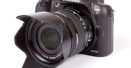 Samsung NX11 - bezlusterkowy przeciętniak [test]