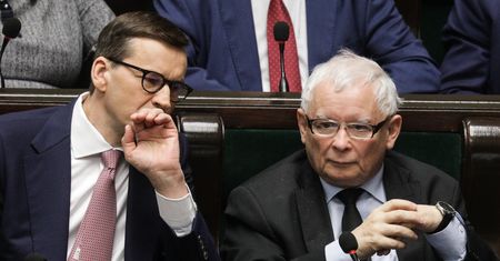 "Prezent" dla emerytów. Aż trzy dodatkowe świadczenia