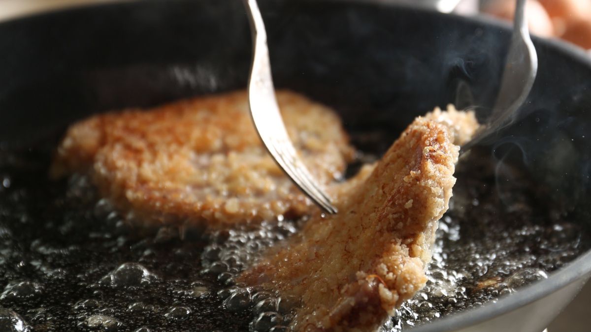 Czy smażenie kilka razy na tym samym tłuszczu jest bezpieczne?