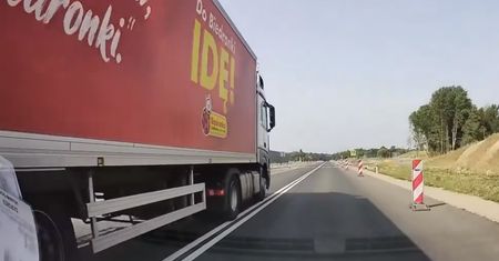 Szalony rajd kierowcy Biedronki na drodze. Wszystko się nagrało