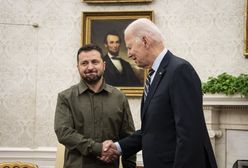 Zełenski nie mógł napisać inaczej. Tak skomentował decyzję Bidena