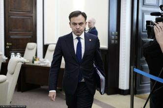 Nagły wystrzał cen ropy. Minister finansów zapowiada