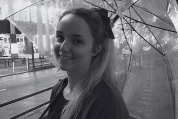 Influencerka na własne życzenie rodziła bez lekarzy. Zmarła kilka godzin później