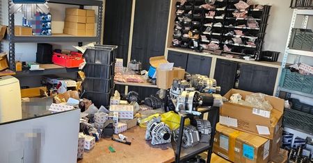 Podrabiane elektronarzędzia warte 340 tys. zł zabezpieczone przez policję. 40-latek zatrzymany!