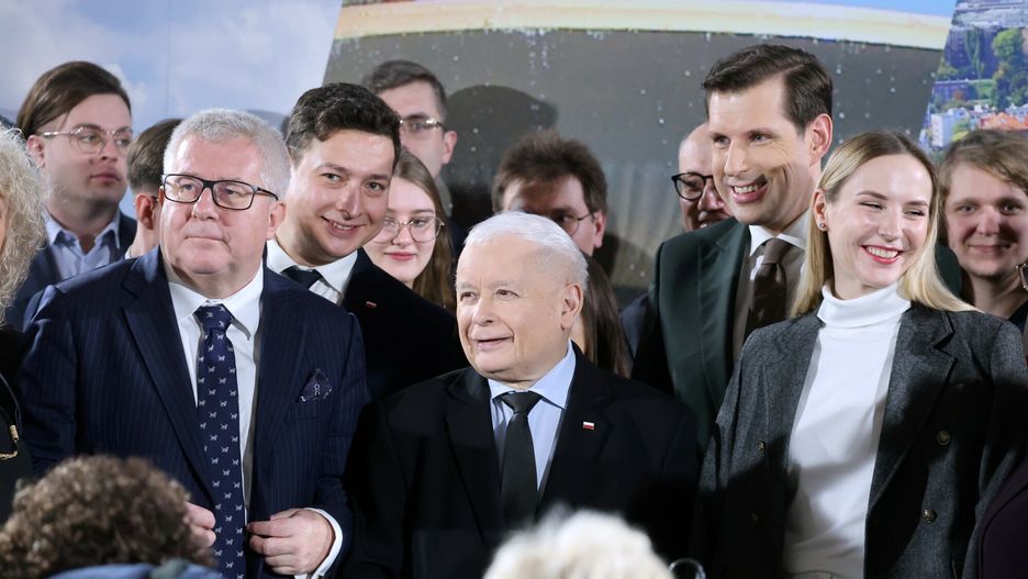 Warszawska konwencja PiS
Fot. Piotr Molecki/East News,  Warszawa, 03.02.2024.  Warszawska konwencja PiS w Akademiku Praskim.
N/z: Ryszard Czarnecki, Jaroslaw Kaczynski, Tobiasz Bochenski
Piotr Molecki